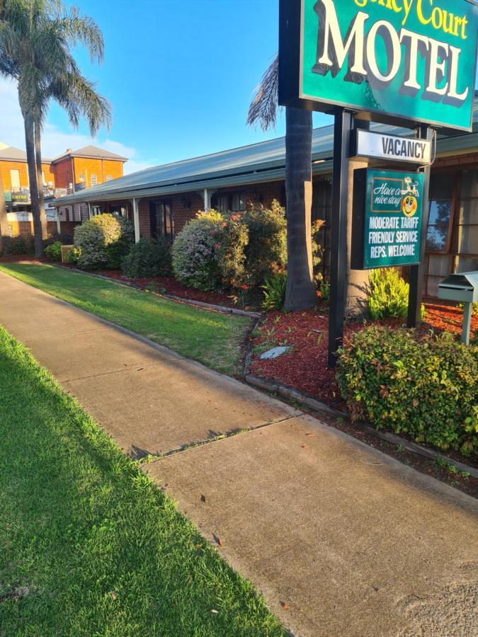 Regency Court Motel Cobram Bagian luar foto